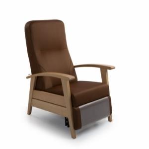 SILLON GERIATRICO RECLINABLE CON REPOSAPIERNAS